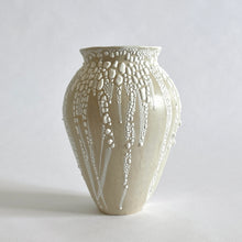 Load image into Gallery viewer, Crackle vase white 002
