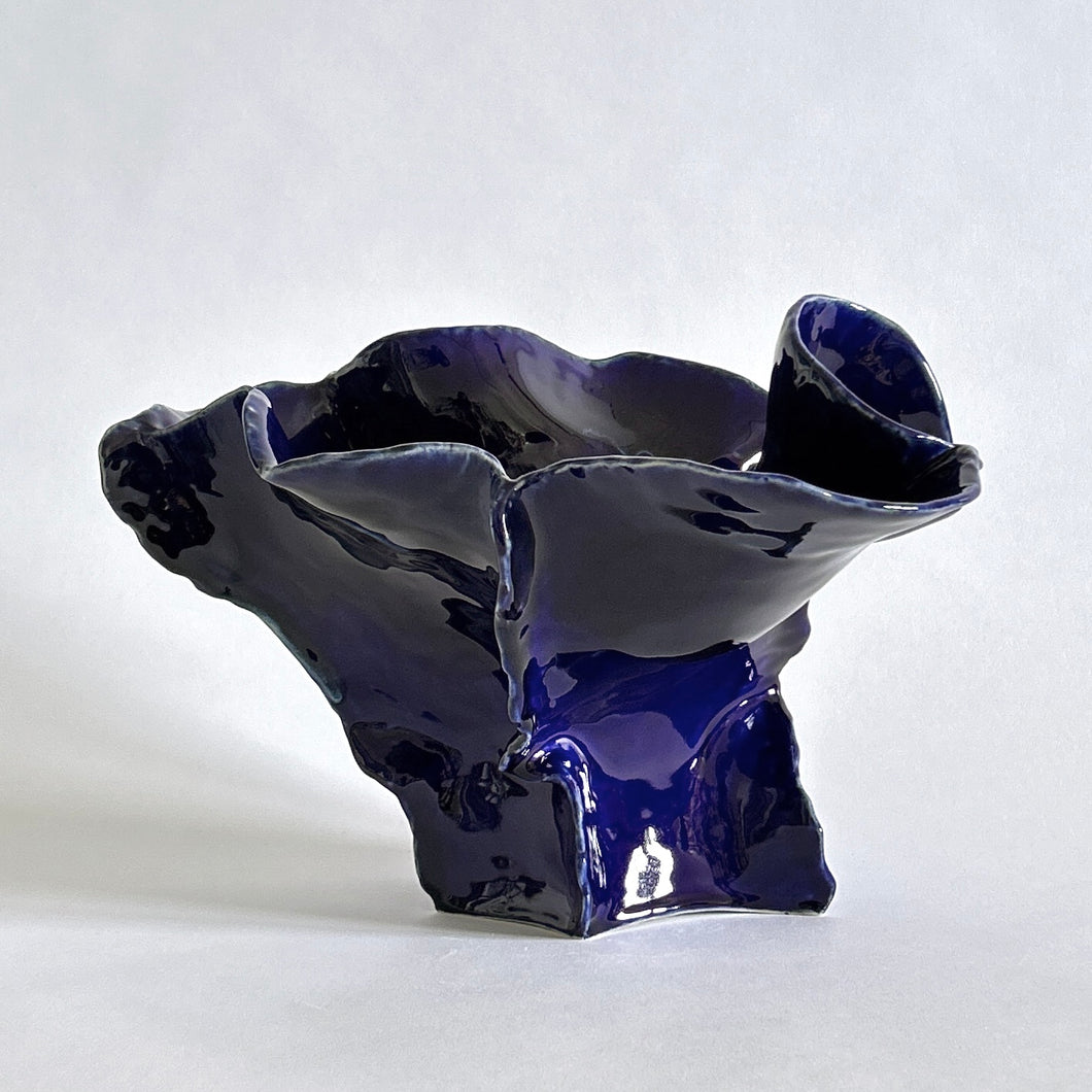 Deep sea blue coil pot vase 002