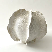 Load image into Gallery viewer, White crackle vase