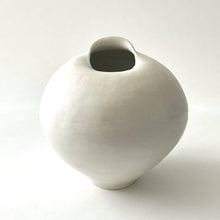 Load image into Gallery viewer, White matte vase