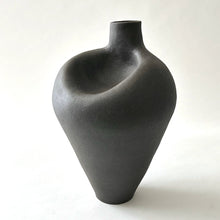 Load image into Gallery viewer, Black clay dimple vase