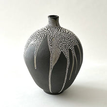 Load image into Gallery viewer, Black clay crackle vase