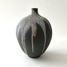 Load image into Gallery viewer, Black clay crackle vase