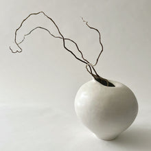 Load image into Gallery viewer, White matte vase