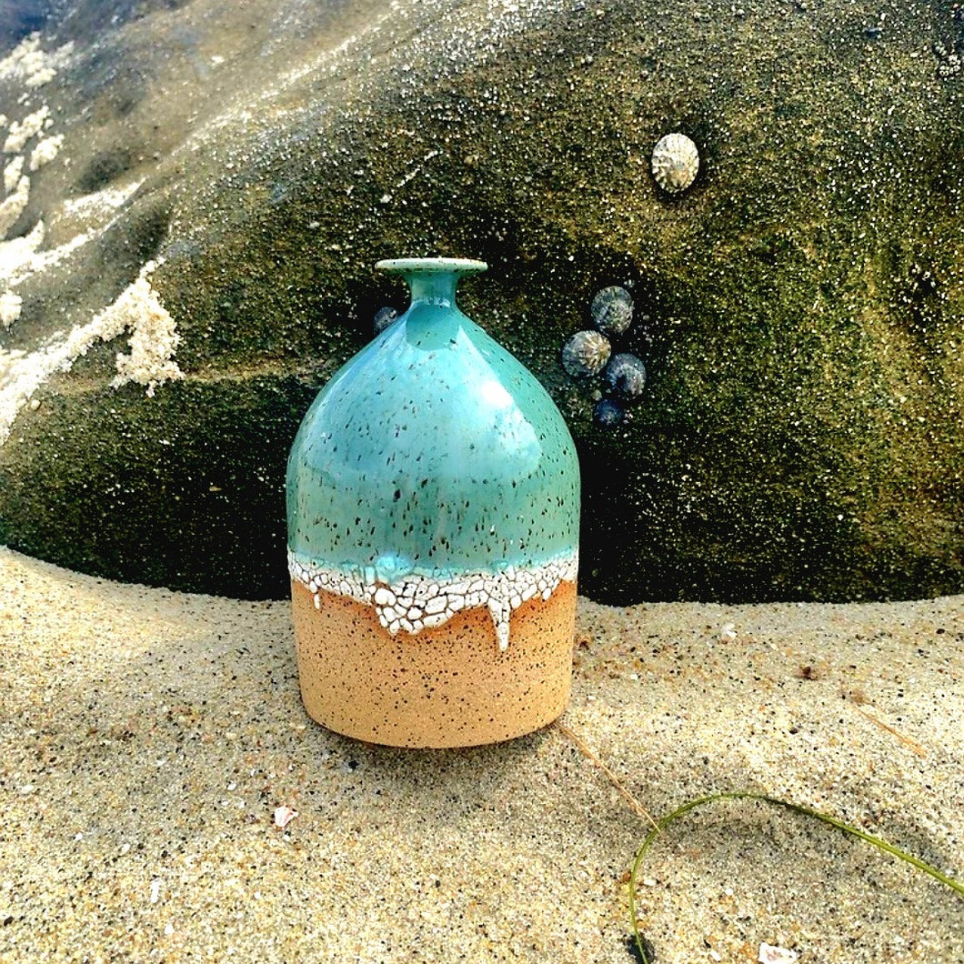 Watering bell, shoreline