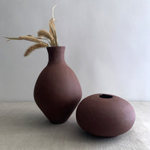 Load image into Gallery viewer, Red clay coil pot 003
