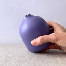 Load image into Gallery viewer, Bud vase, lavender
