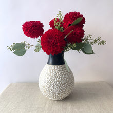Load image into Gallery viewer, Vase, black and white
