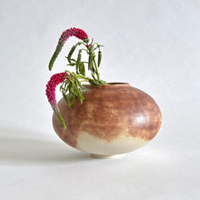 Load image into Gallery viewer, Rustic coil pot vase 002
